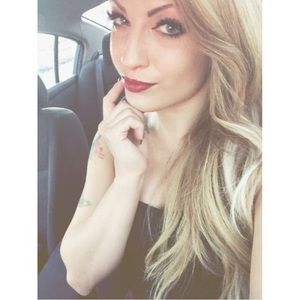 Meet your Posher, Tiffany